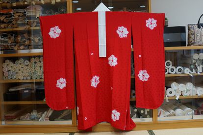 引き振袖に仕立て直す