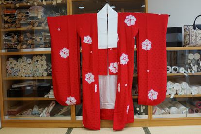 引き振袖に仕立て直す