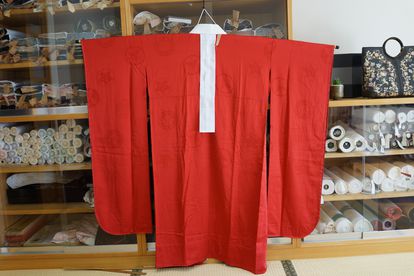 引き振袖に仕立て直す