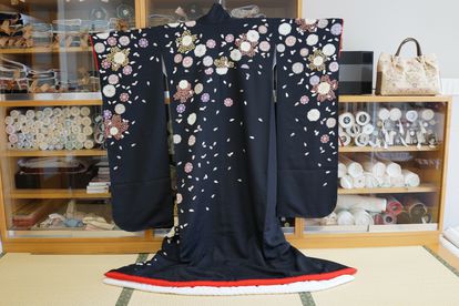 引き振袖に仕立て直す