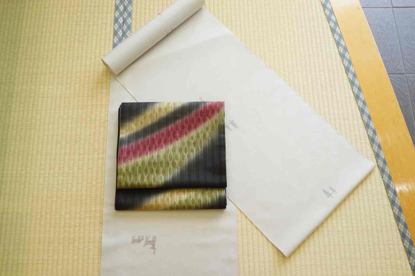 [ばやん] 生紬　さくら造り帯　作り帯　黒　茶の実柄　洒落帯　紬　玉糸 和小物さくら 帯揚げ 立紬友禅 鱗に柄入 石竹色に鉄紺色【新品